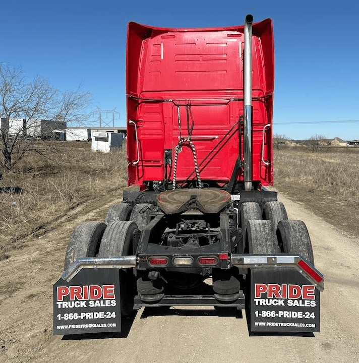 2017 Volvo VNL64T780 image 3