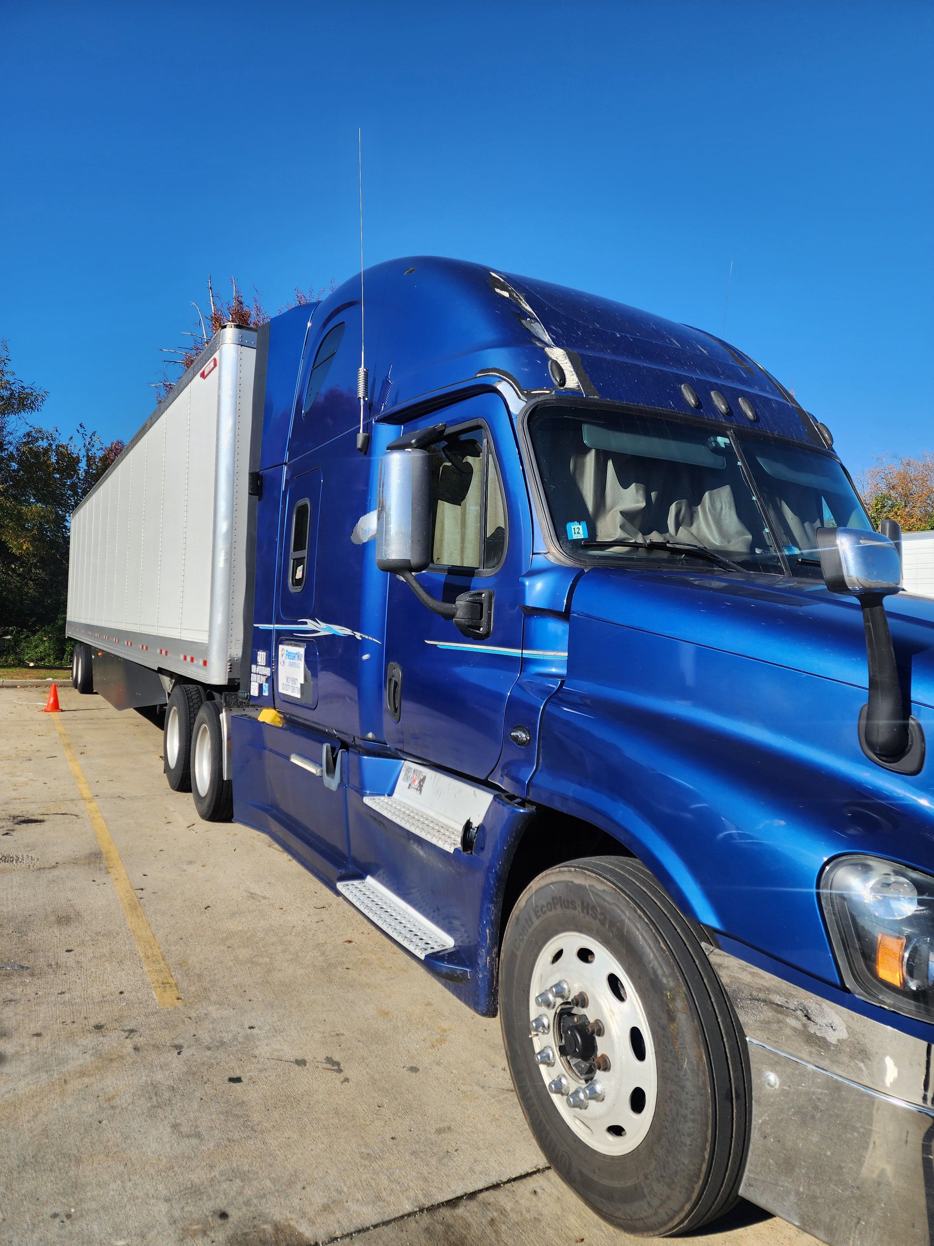 2013 Freightliner Cascadia image 7
