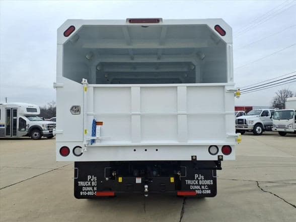 2026 Ford F750 SD image 7