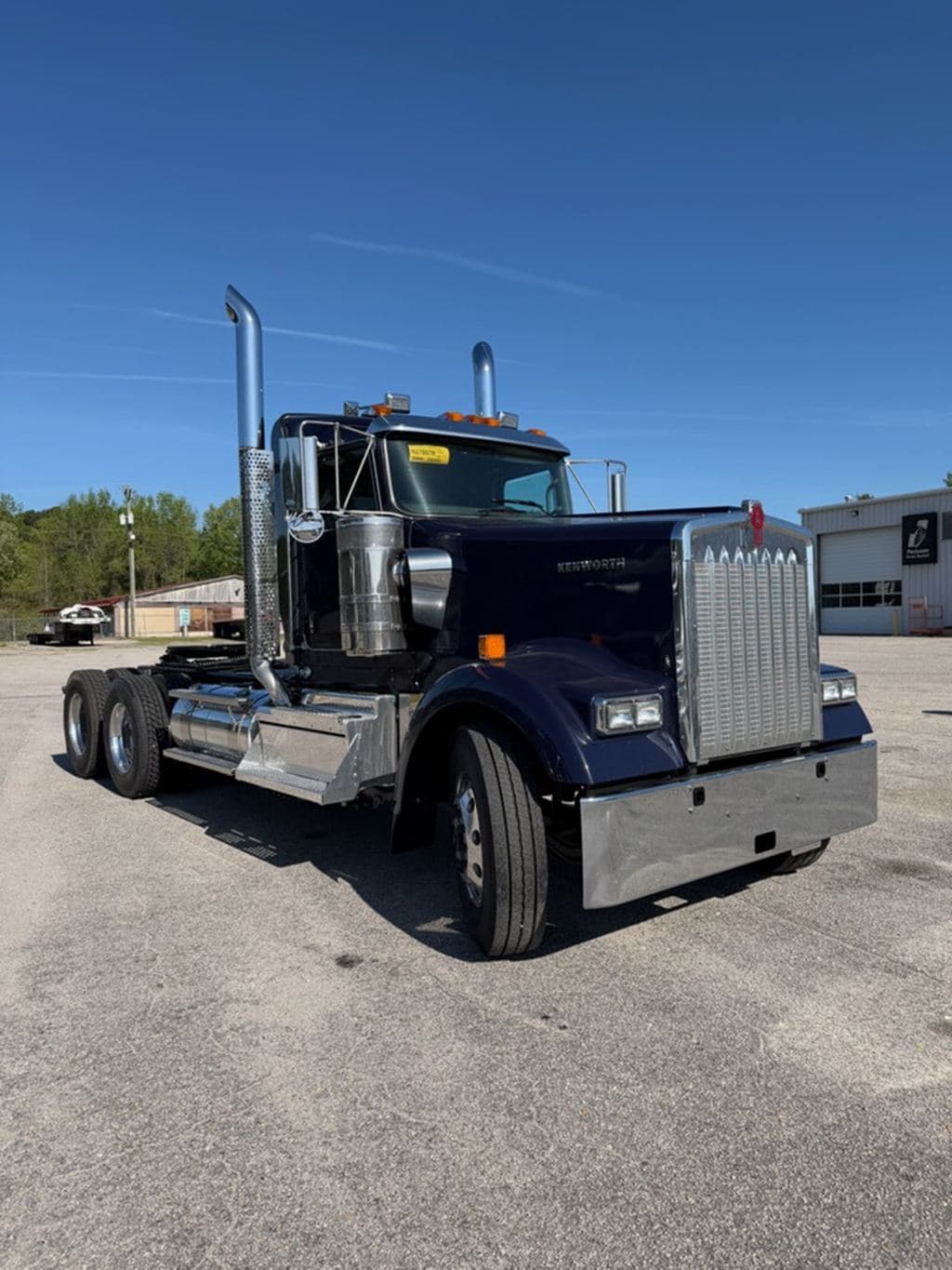 New 2027 KENWORTH W900L image 10