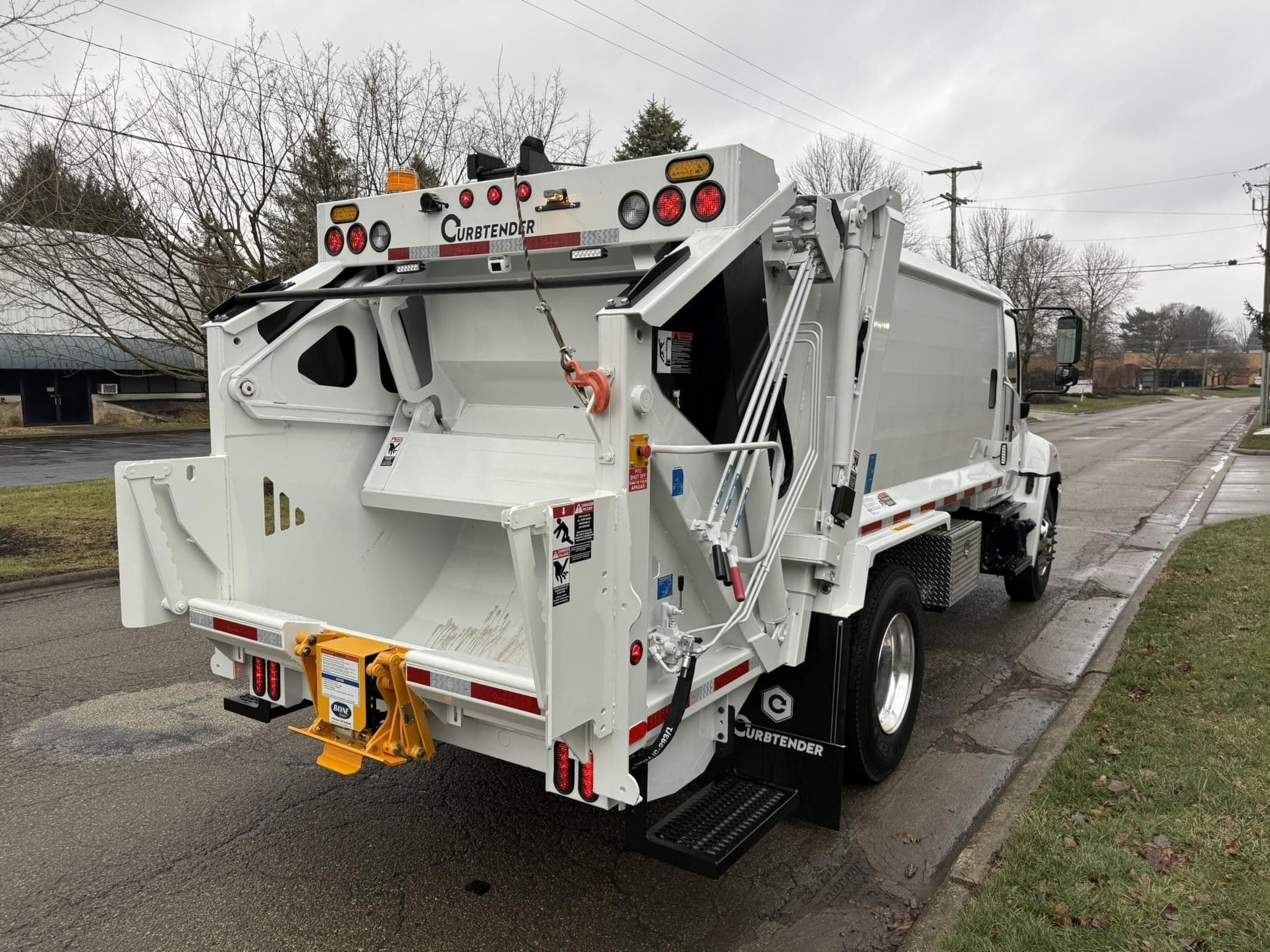 2025 HINO L6 120020 image 4