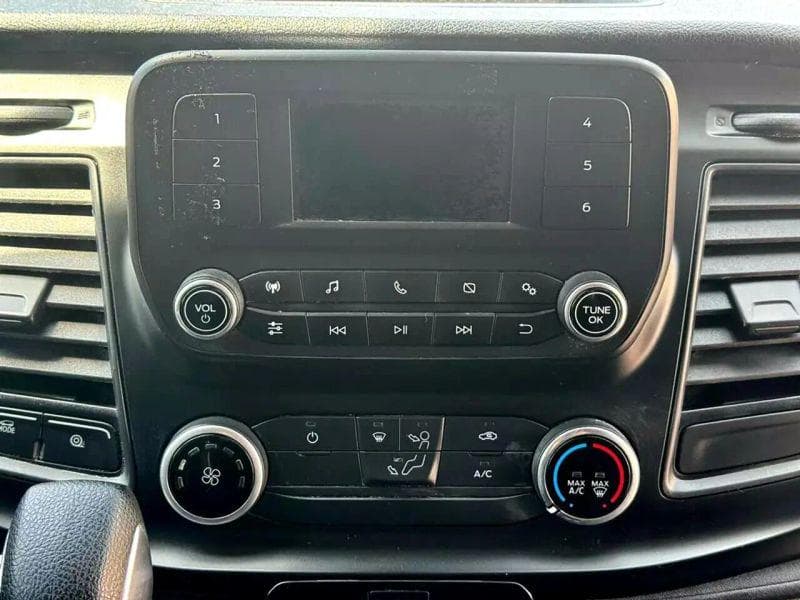 2020 Ford CF8000 image 19