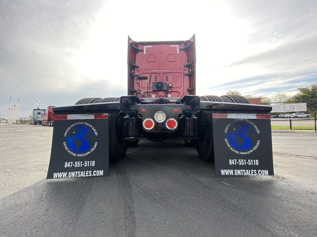 2021 FREIGHTLINER Cascadia CA126 Tandem Axle Sleeper image 6