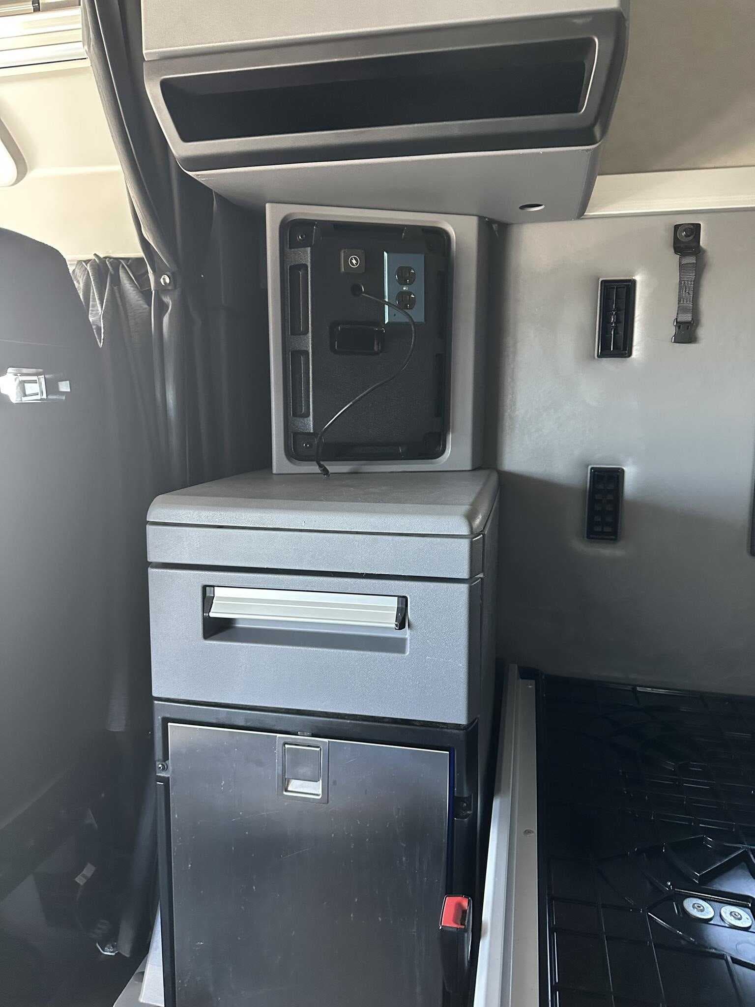 Used 2022 MACK ANTHEM Conventional - Sleeper Truck image 9