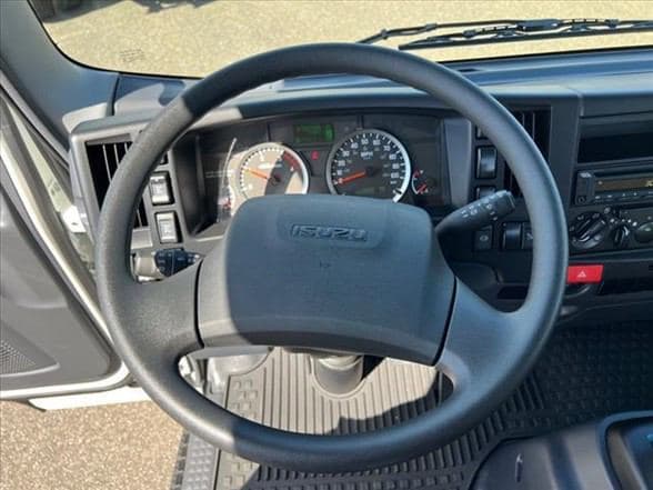 2024 Isuzu 3500 image 12