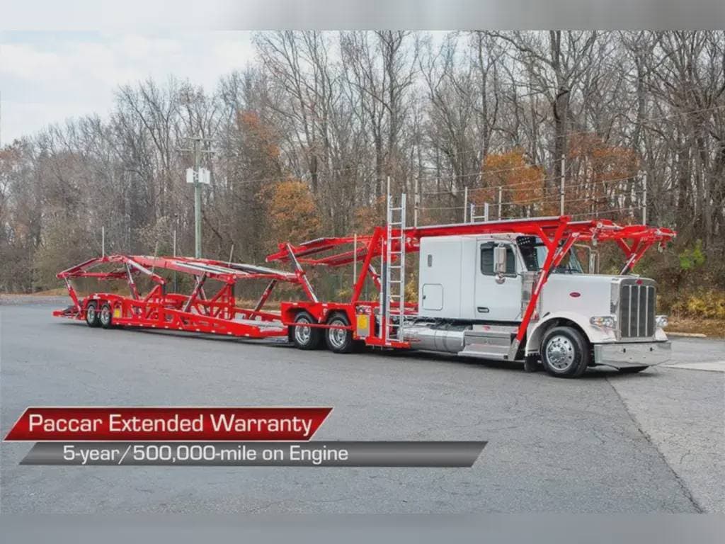 2025 Peterbilt 589 image 1