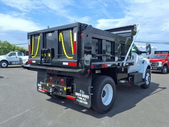 2027 Ford F750 SD image 6
