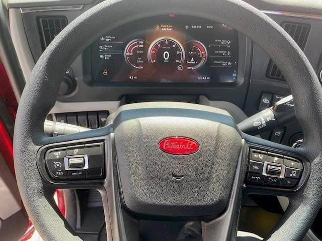 2026 Peterbilt 589 image 3