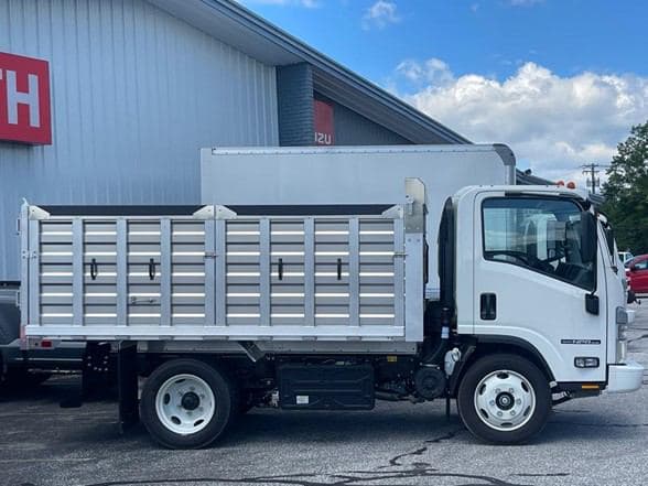 2024 Isuzu 3500 image 14