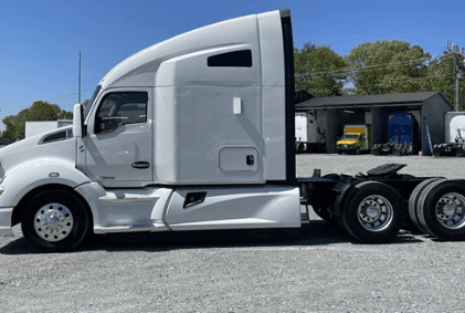 2020 Kenworth T680 image 5