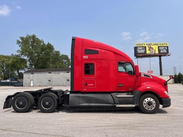 2020 Kenworth T680 image 4
