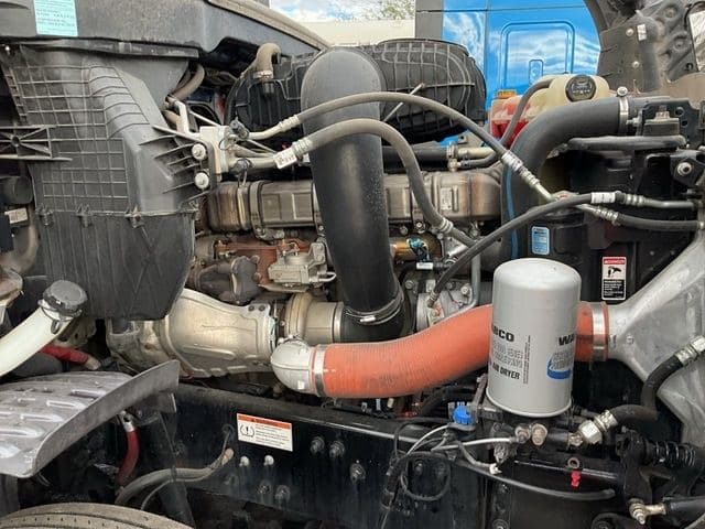 2022 Western Star 4900SB image 9