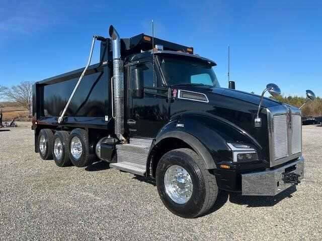 2023 Kenworth T880 image 4