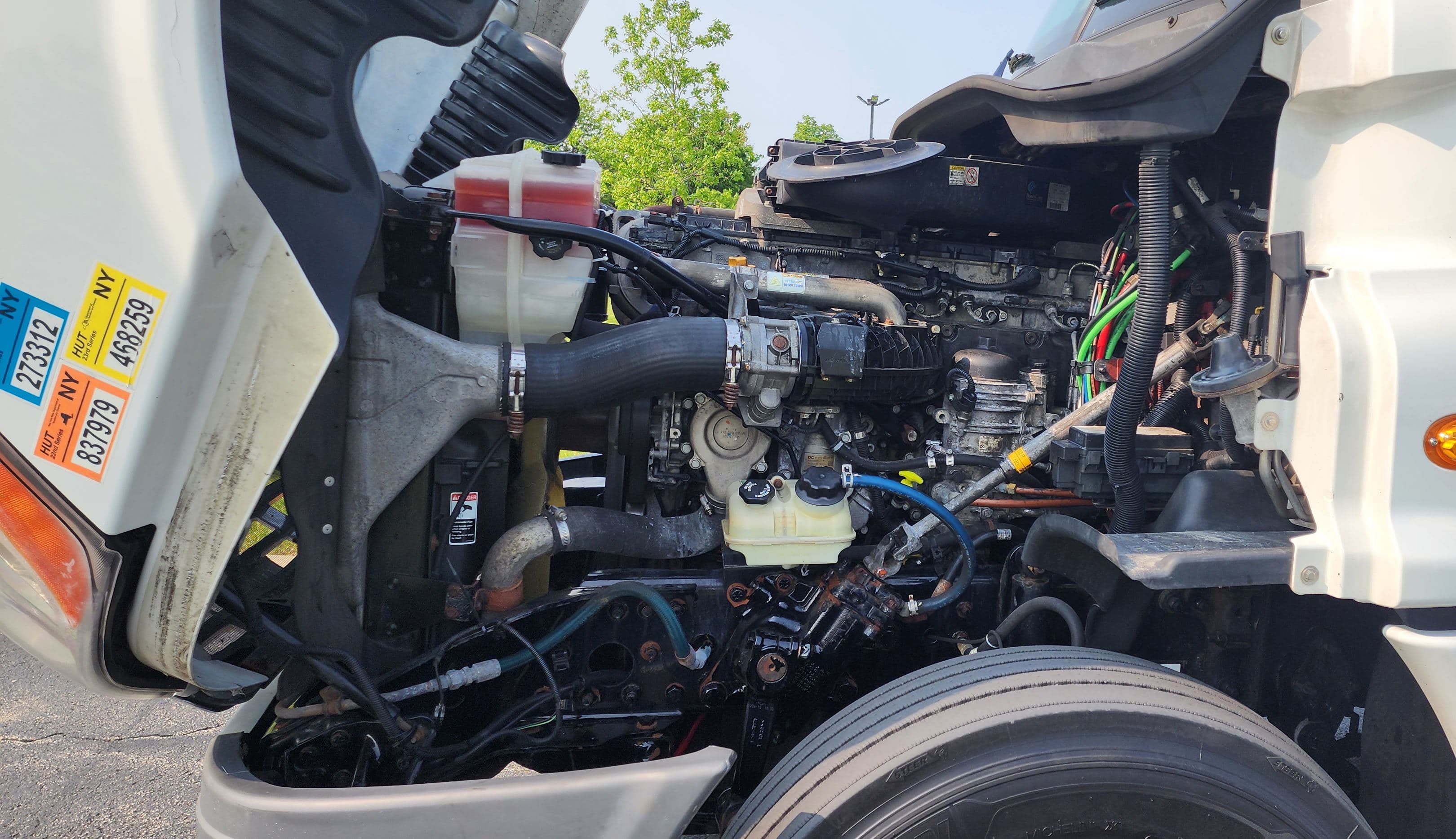 2016 Freightliner Cascadia 125 image 4