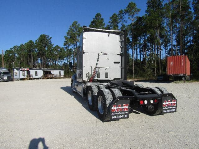 2020 Kenworth T680 image 5