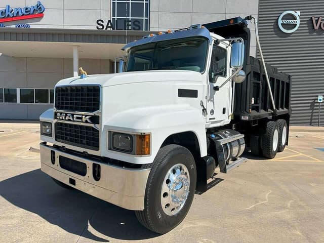 Used 2021 MACK PINNACLE Dump Truck in Oklahoma City, OK