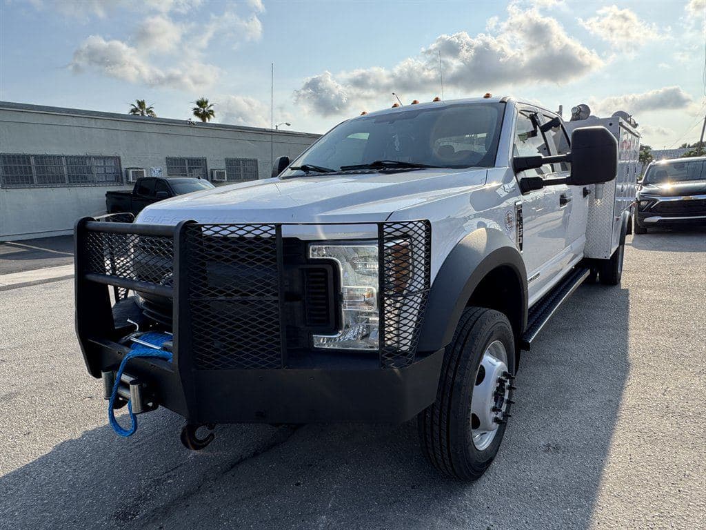 2018 Ford F550 image 3