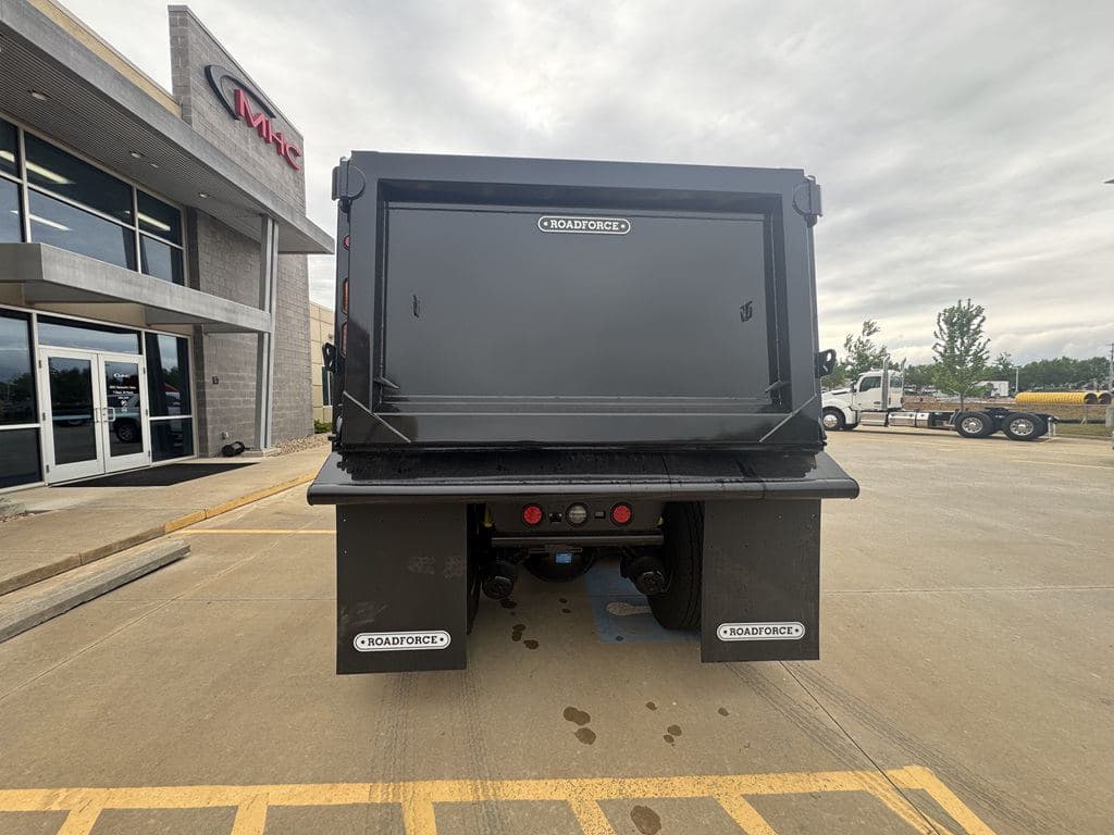 New 2026 KENWORTH T880 image 24