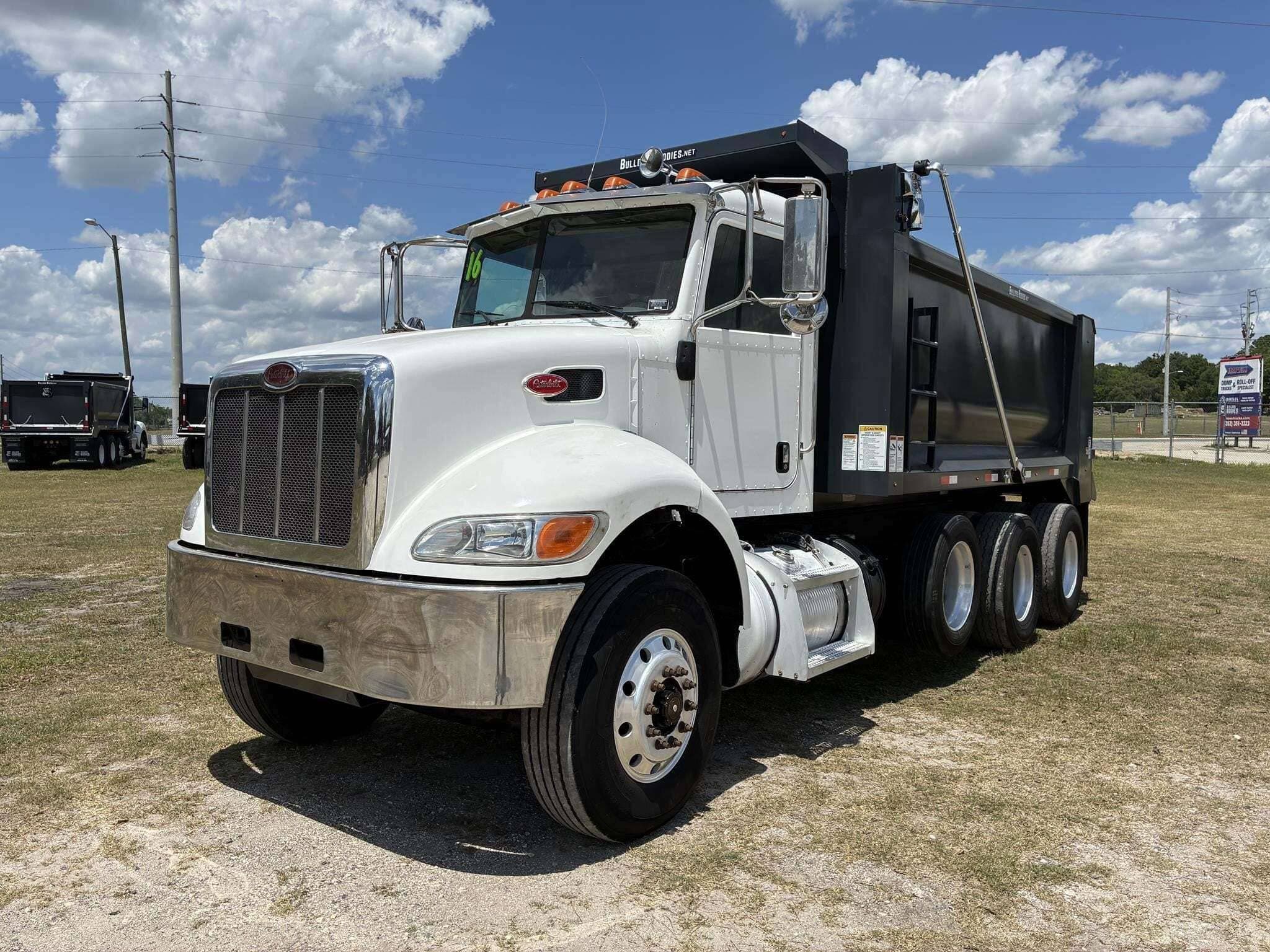 2016 PETERBILT 382 5796 image 1