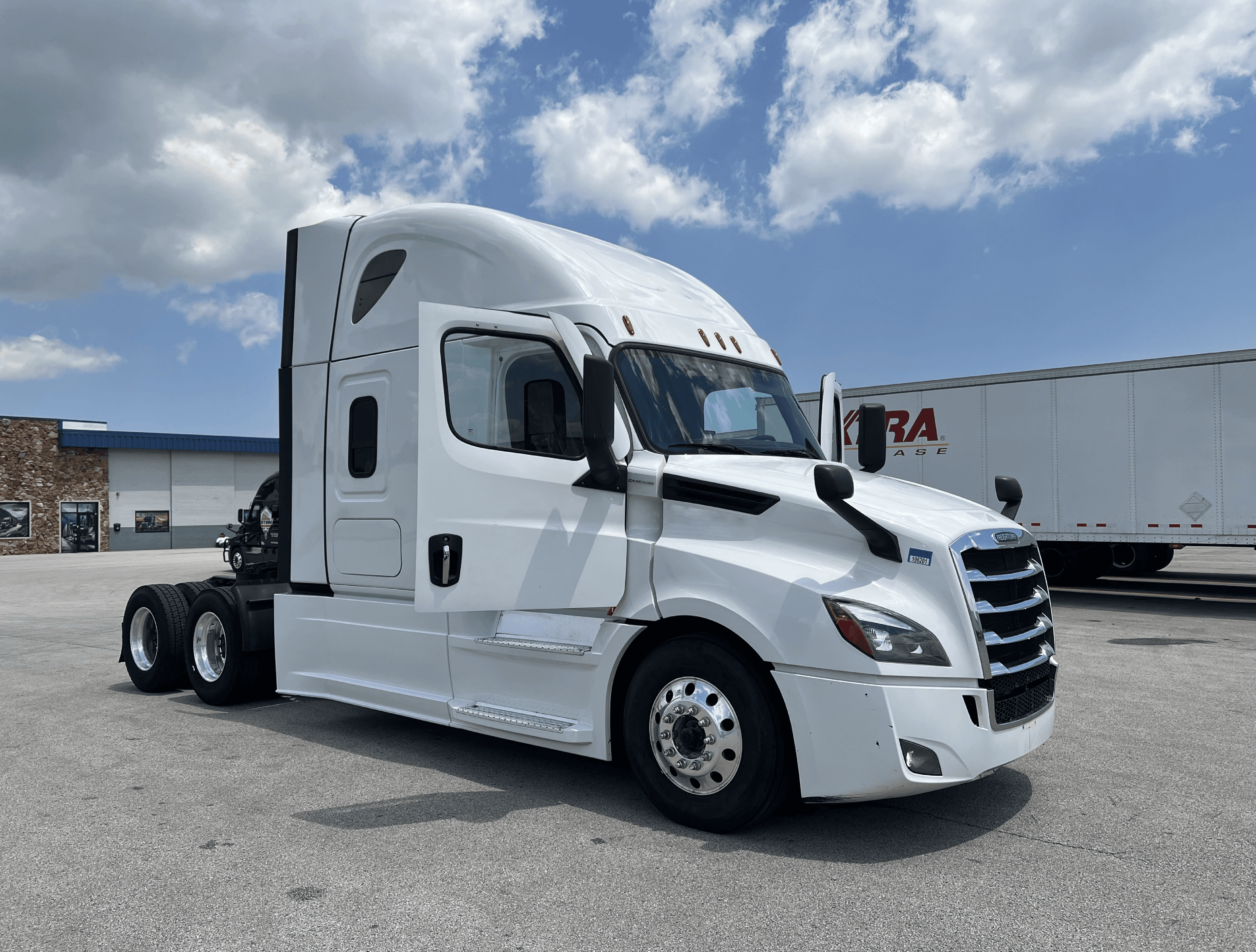 2022 Freightliner Cascadia image 10