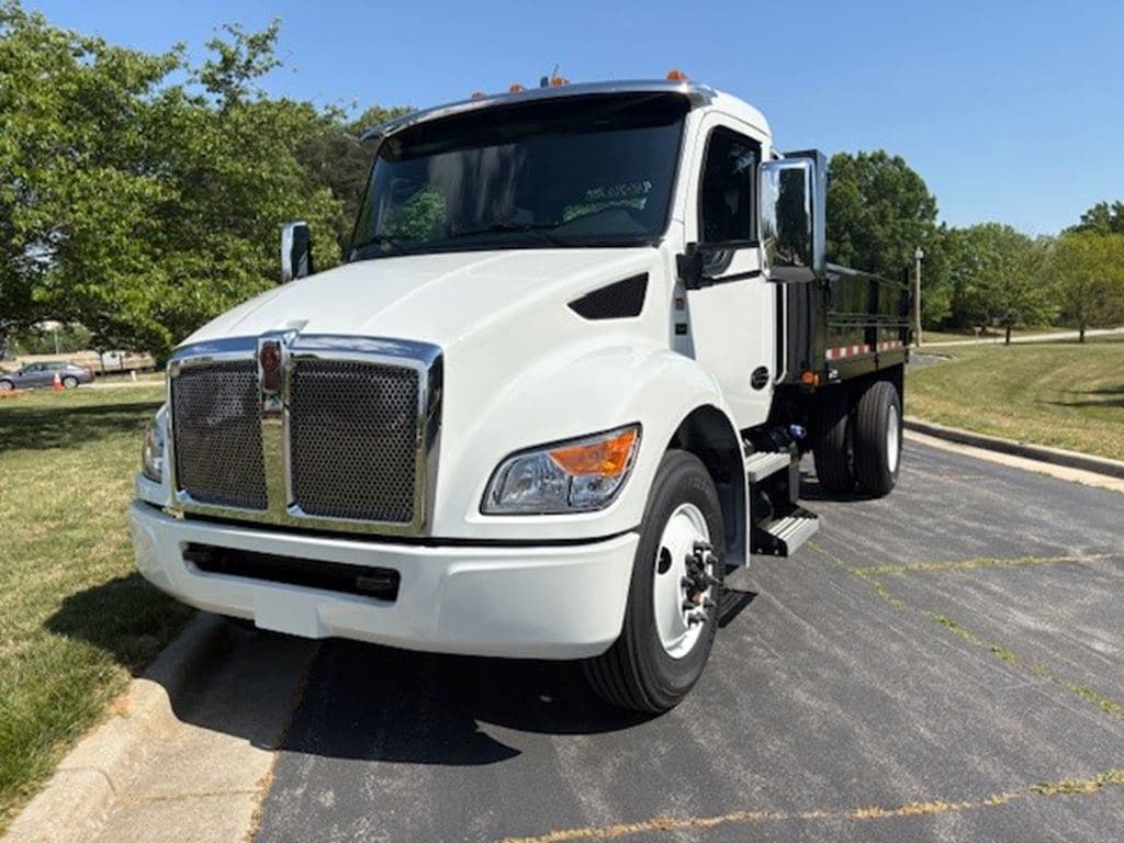 New 2027 KENWORTH T280 image 3