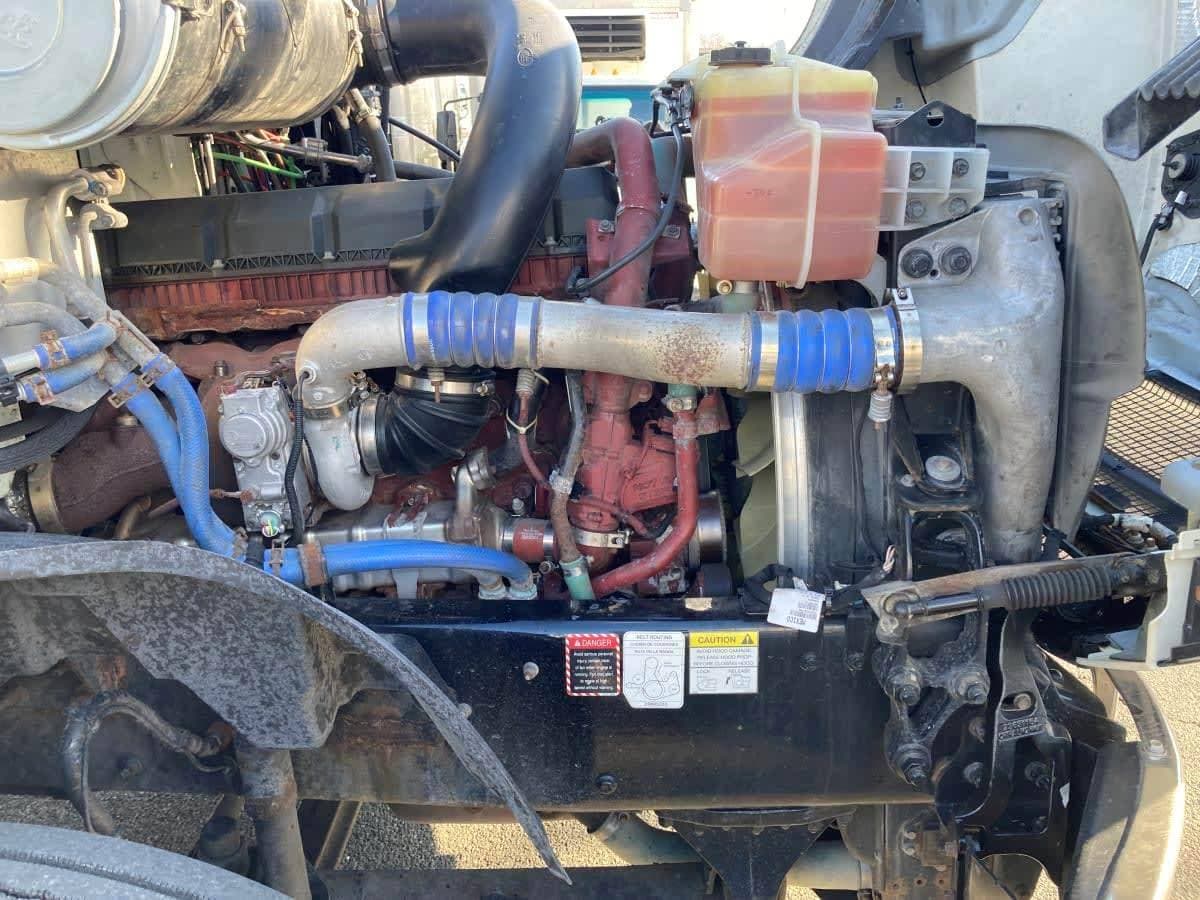 2020 Mack Anthem 64T Sleeper Semi Truck - 70" Condo Sleeper, 505HP, 18 Speed Manual image 10
