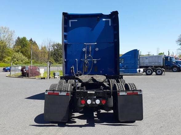 2021 Kenworth 310 image 3