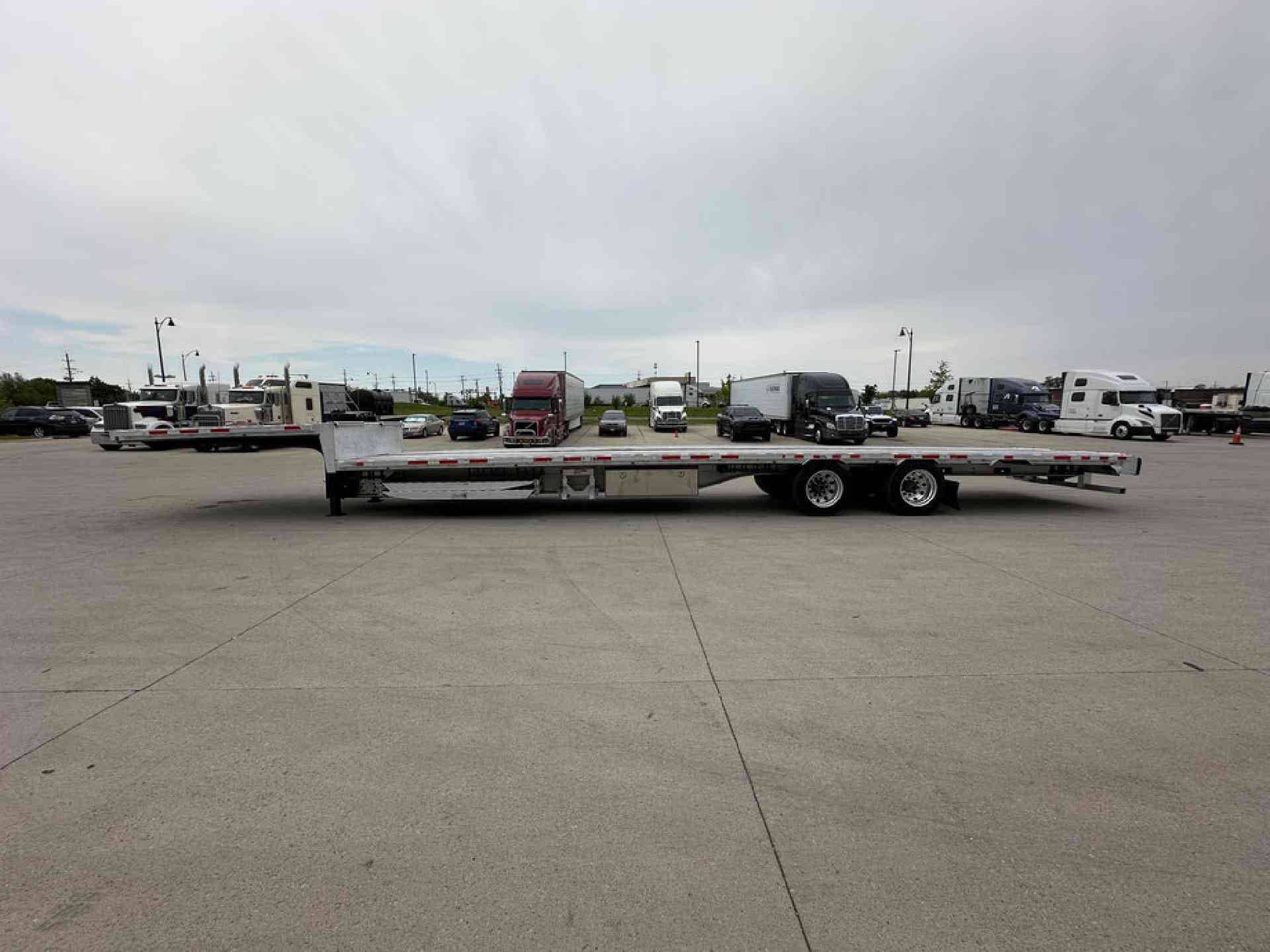 2019 Benson 524A Step Deck image 9