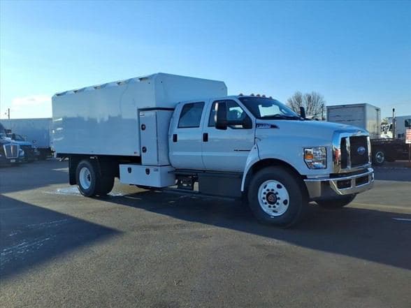 2026 Ford F750 SD image 1