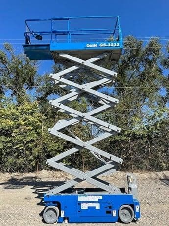 2015 GENIE GS-3232 image 3