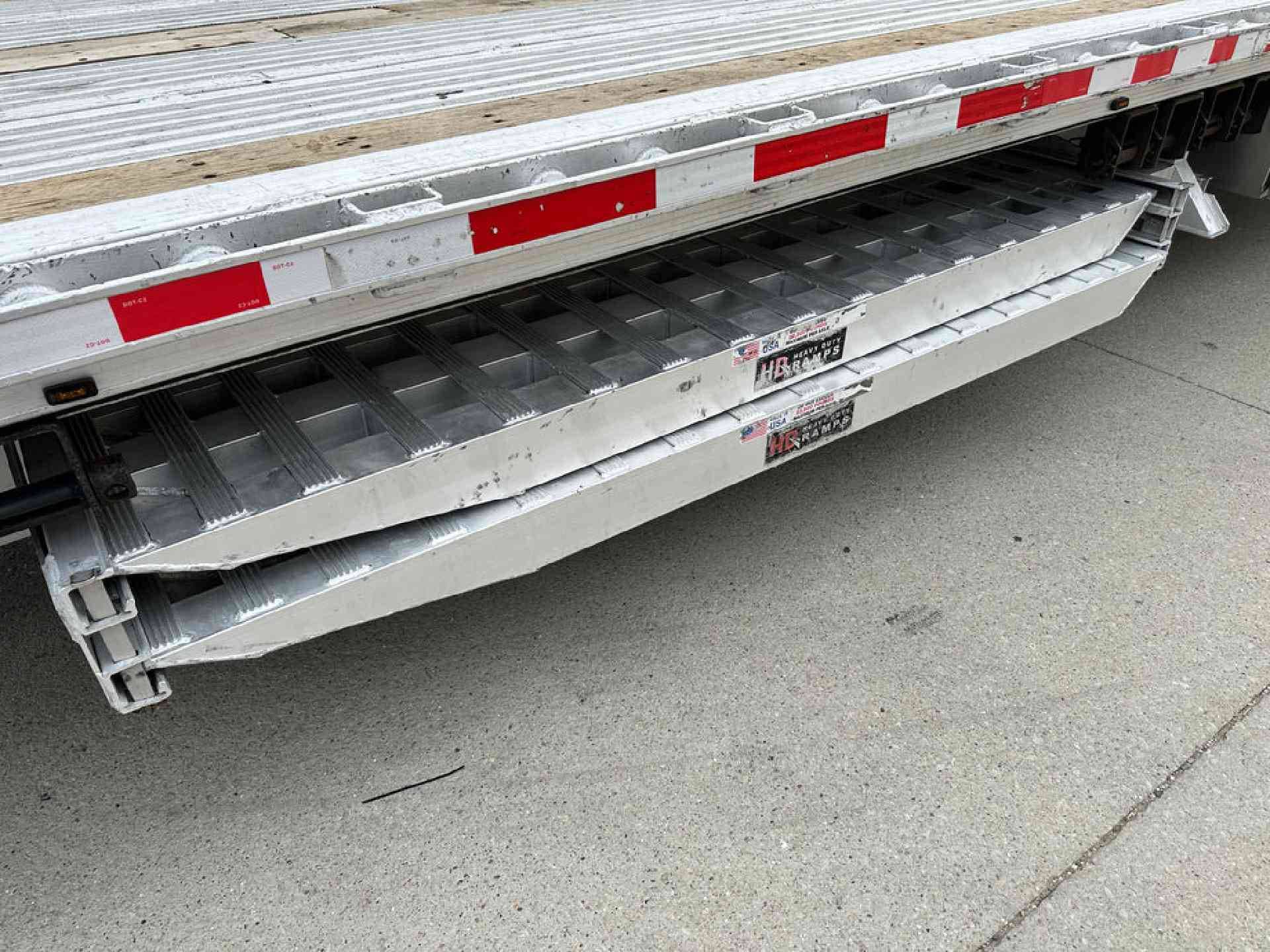 2019 Benson 524 A Step Deck image 8