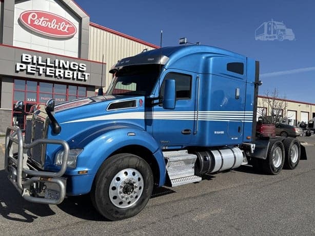 2021 Kenworth T880