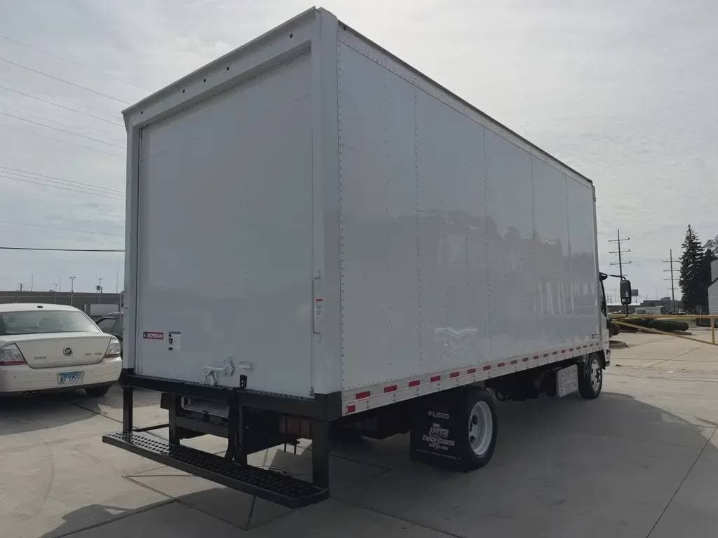 Used 2021 ISUZU Cabover Truck - COE, Moving Van, Box Truck - Straight Truck - NPR XD For Sale image 5