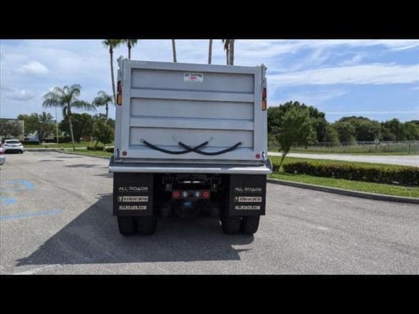 2025 Kenworth T880 image 6