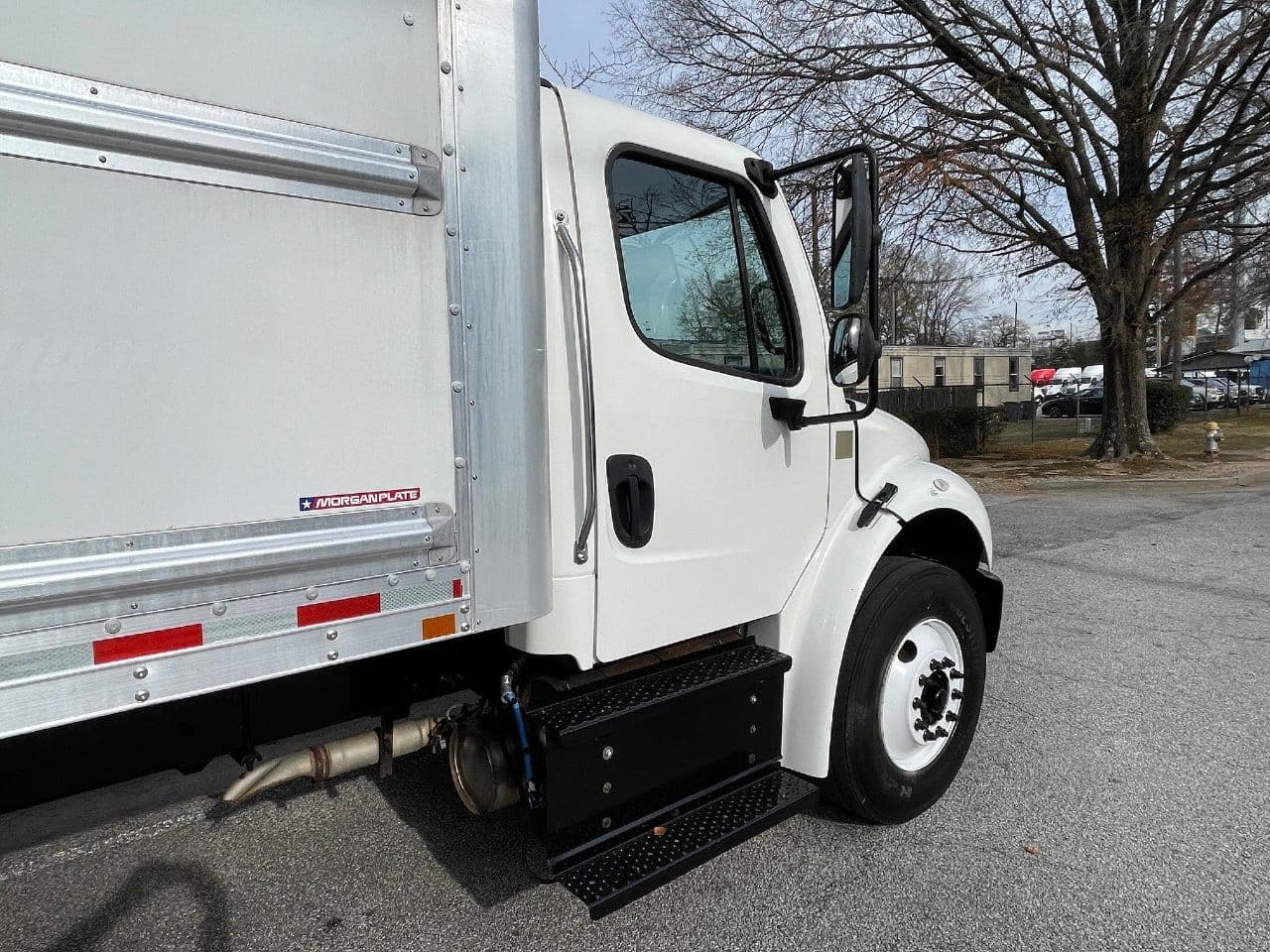2020 Freightliner M2106 image 18