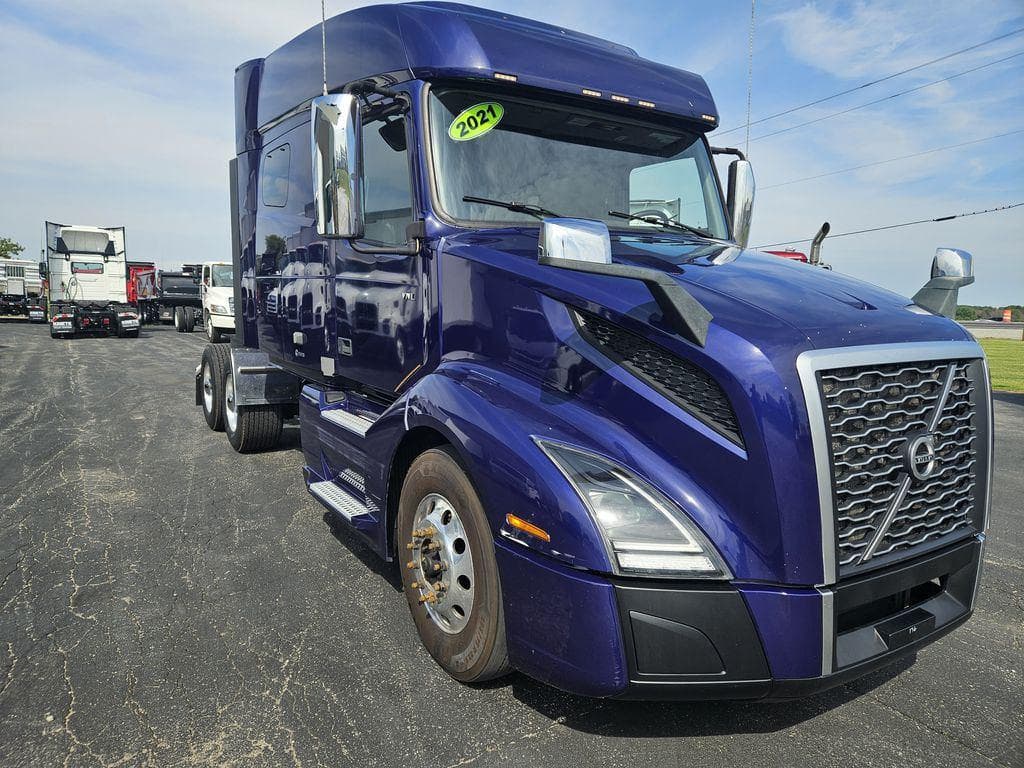 2021 Volvo VNL64T740 image 7