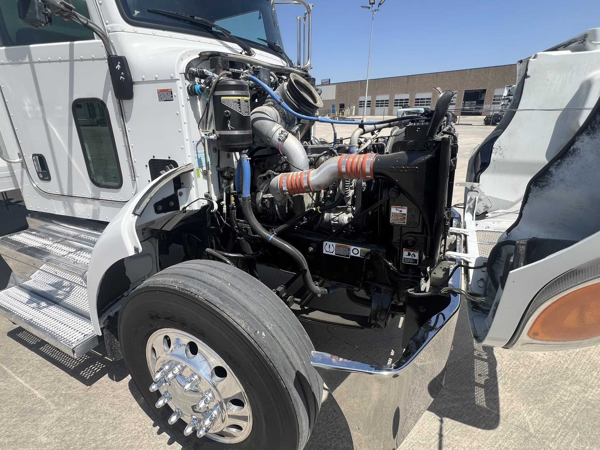 Used 2020 PETERBILT 337 Box Truck - Straight Truck in San Antonio, TX image 9