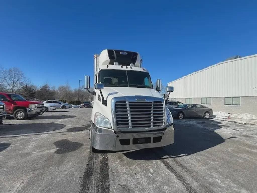 2019 Freightliner Cascadia 113 image 7