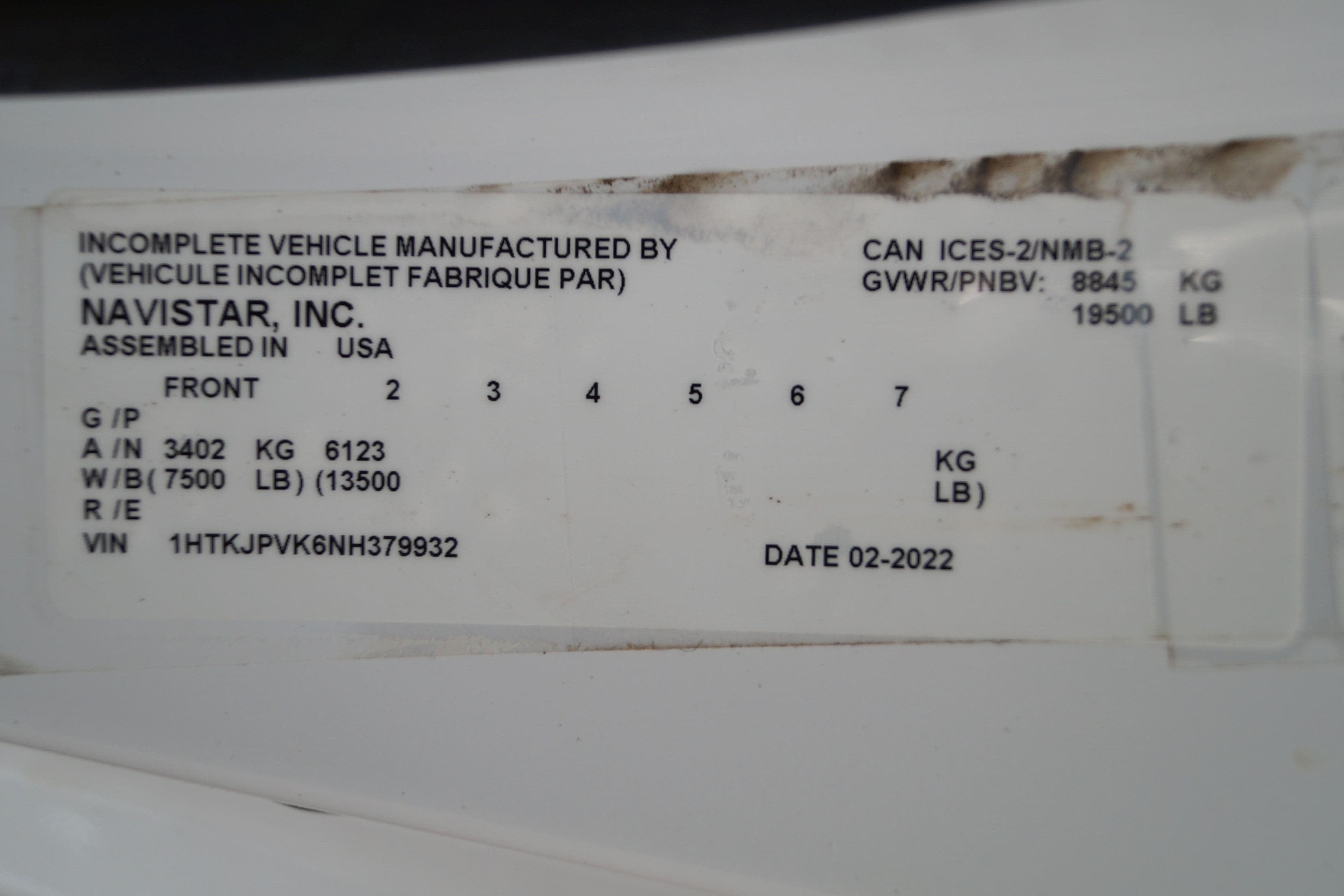 2022 Chevrolet Silverado 5500 - 11ft Flatbed - 4WD 6.6L V8 Duramax image 23