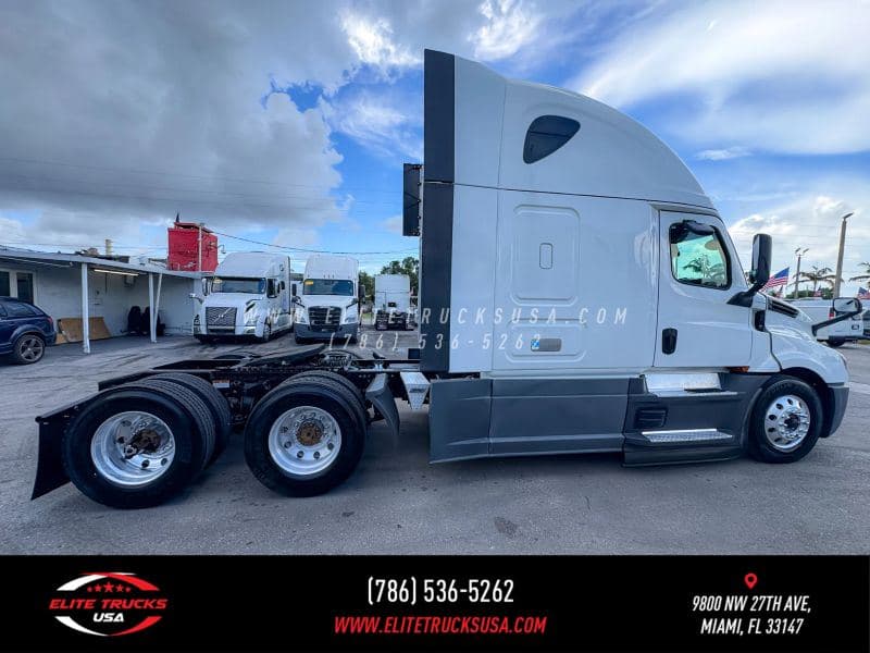 2022 Freightliner Cascadia 126 image 6