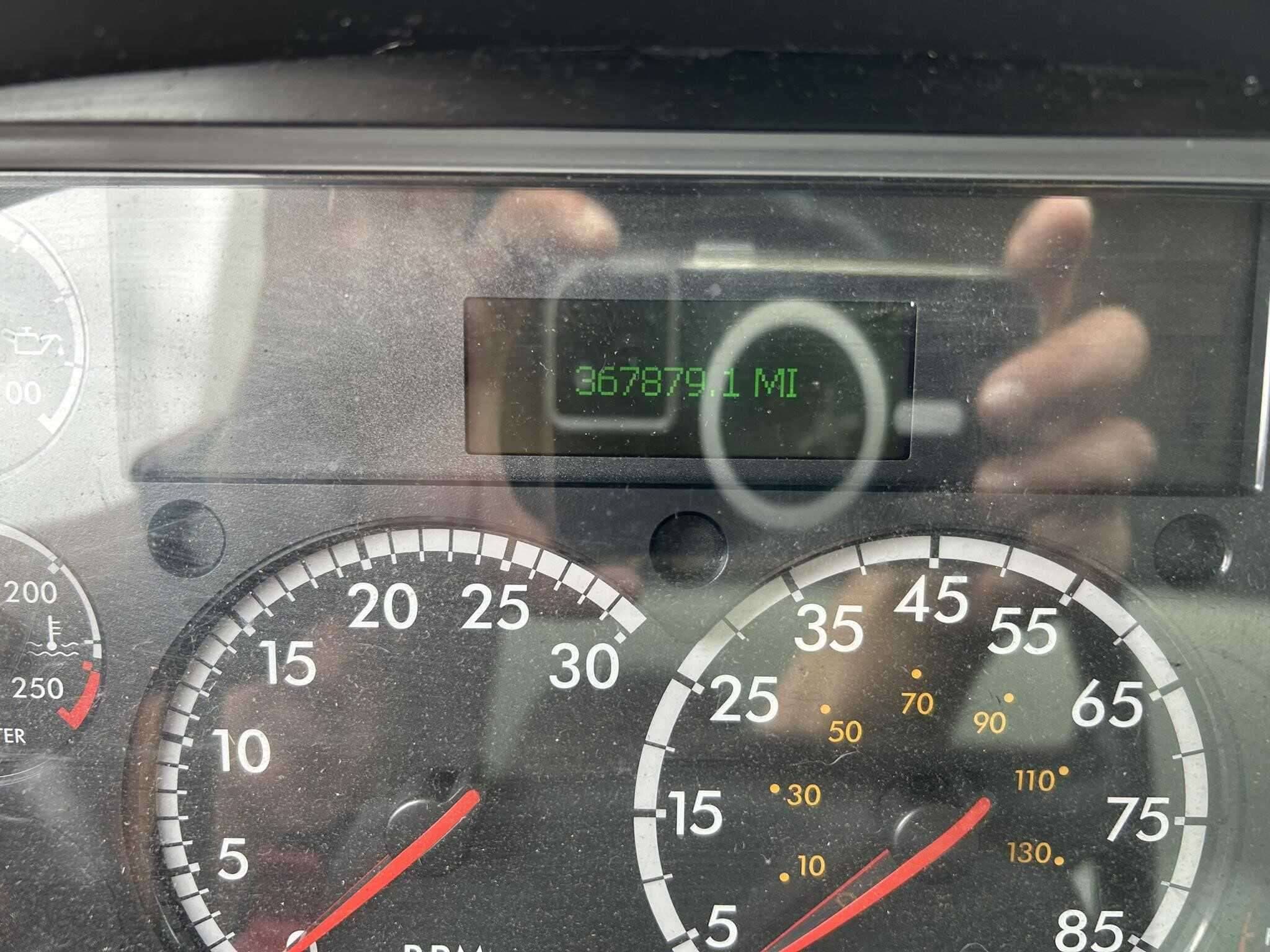 2019 Freightliner M2 image 7