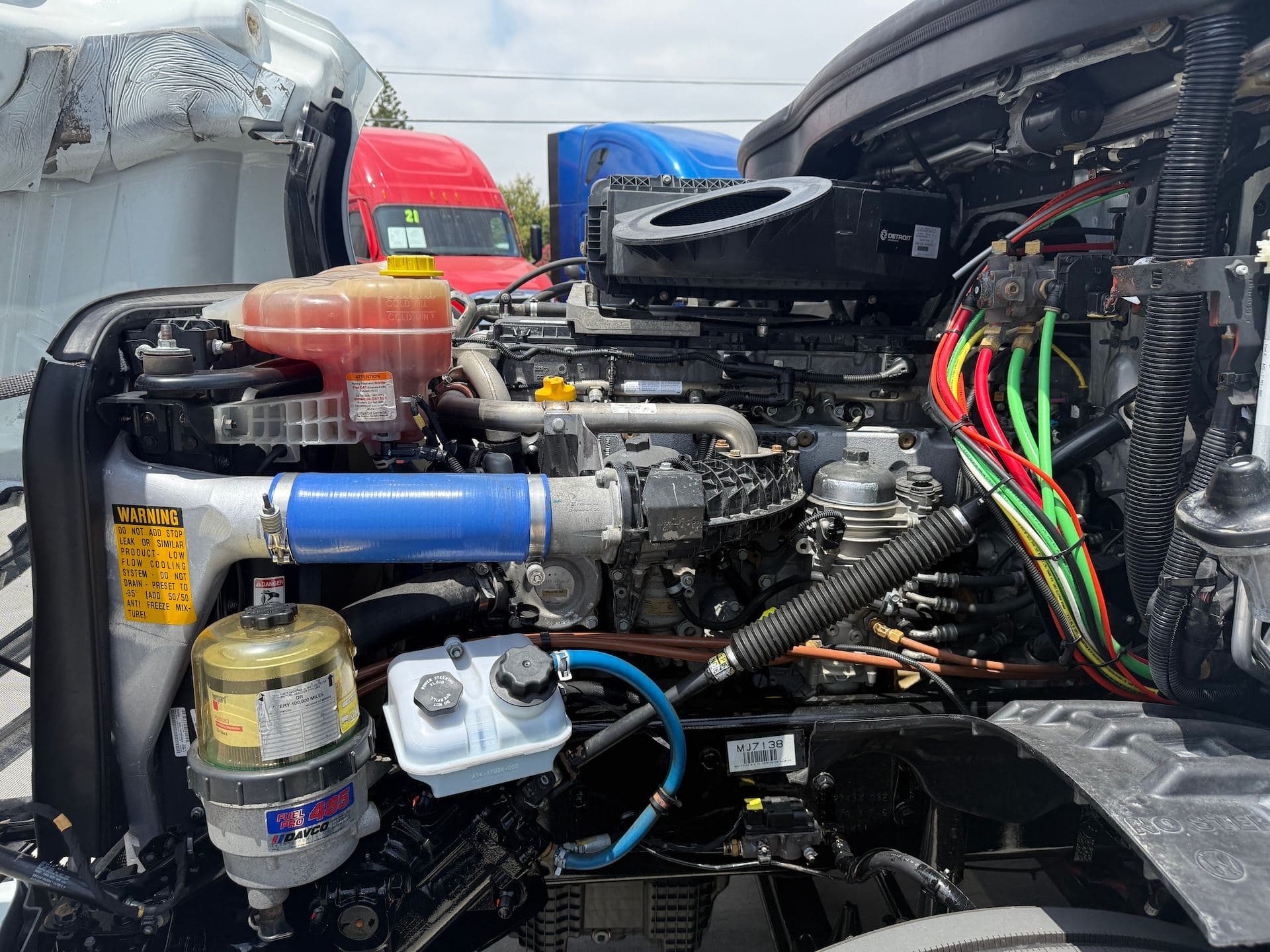 2021 Freightliner Cascadia 126 image 13