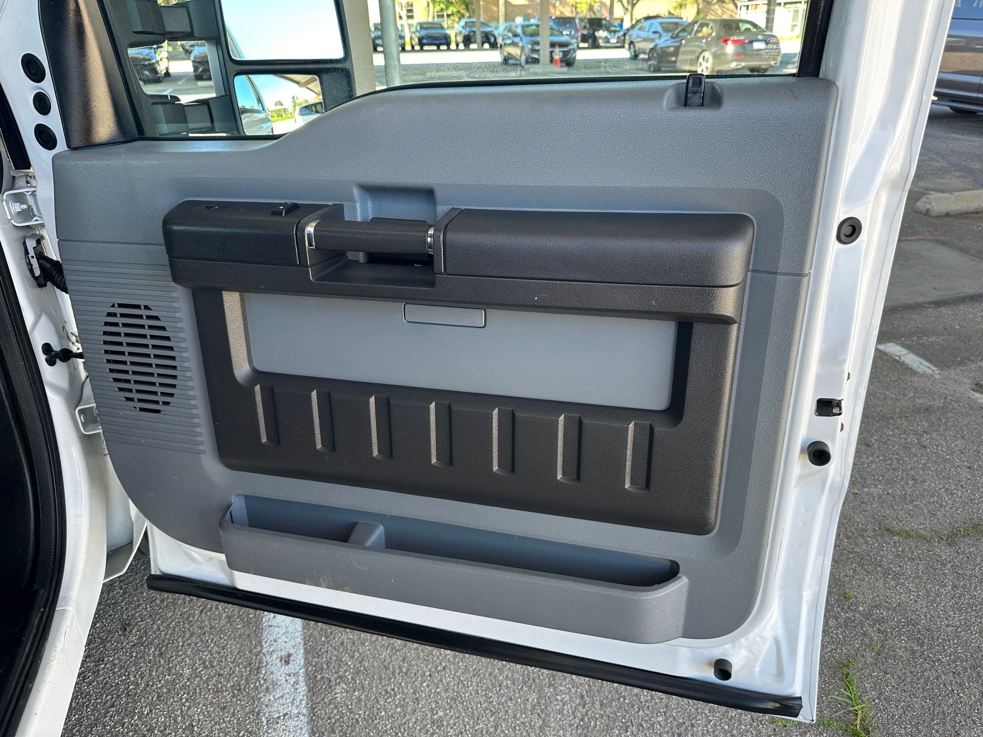 2011 FORD F250 SD Service Body with Liftgate 13497 image 28