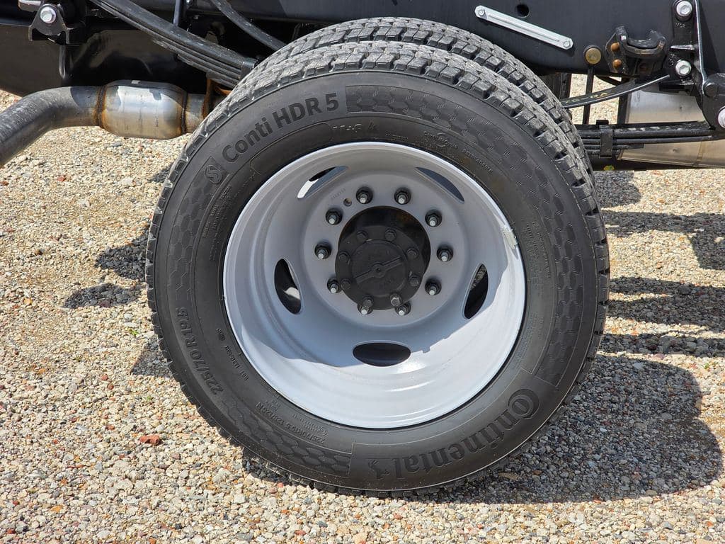 2026 Ford F-450SD XL DRW image 12