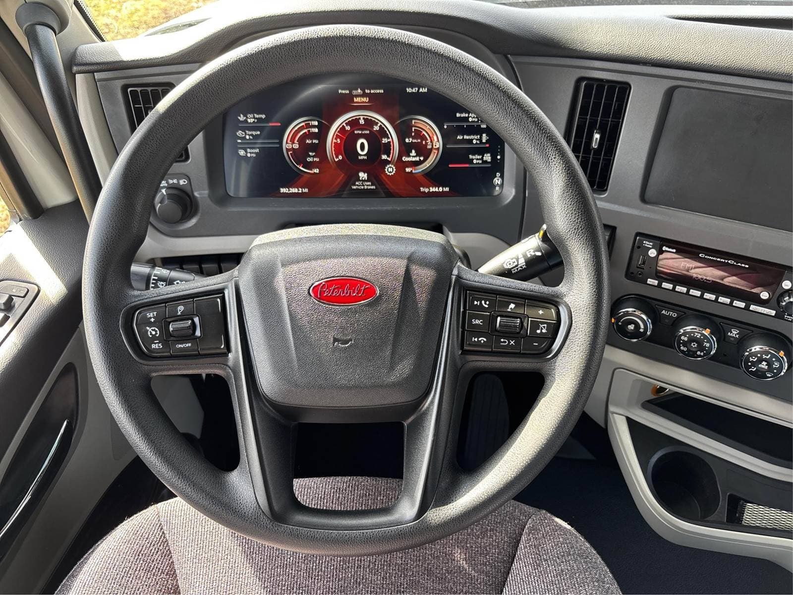 2024 Peterbilt 579 image 10