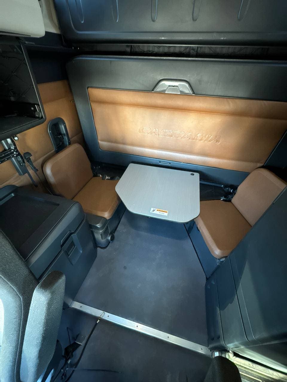 2022 Freightliner Cascadia 126 image 16