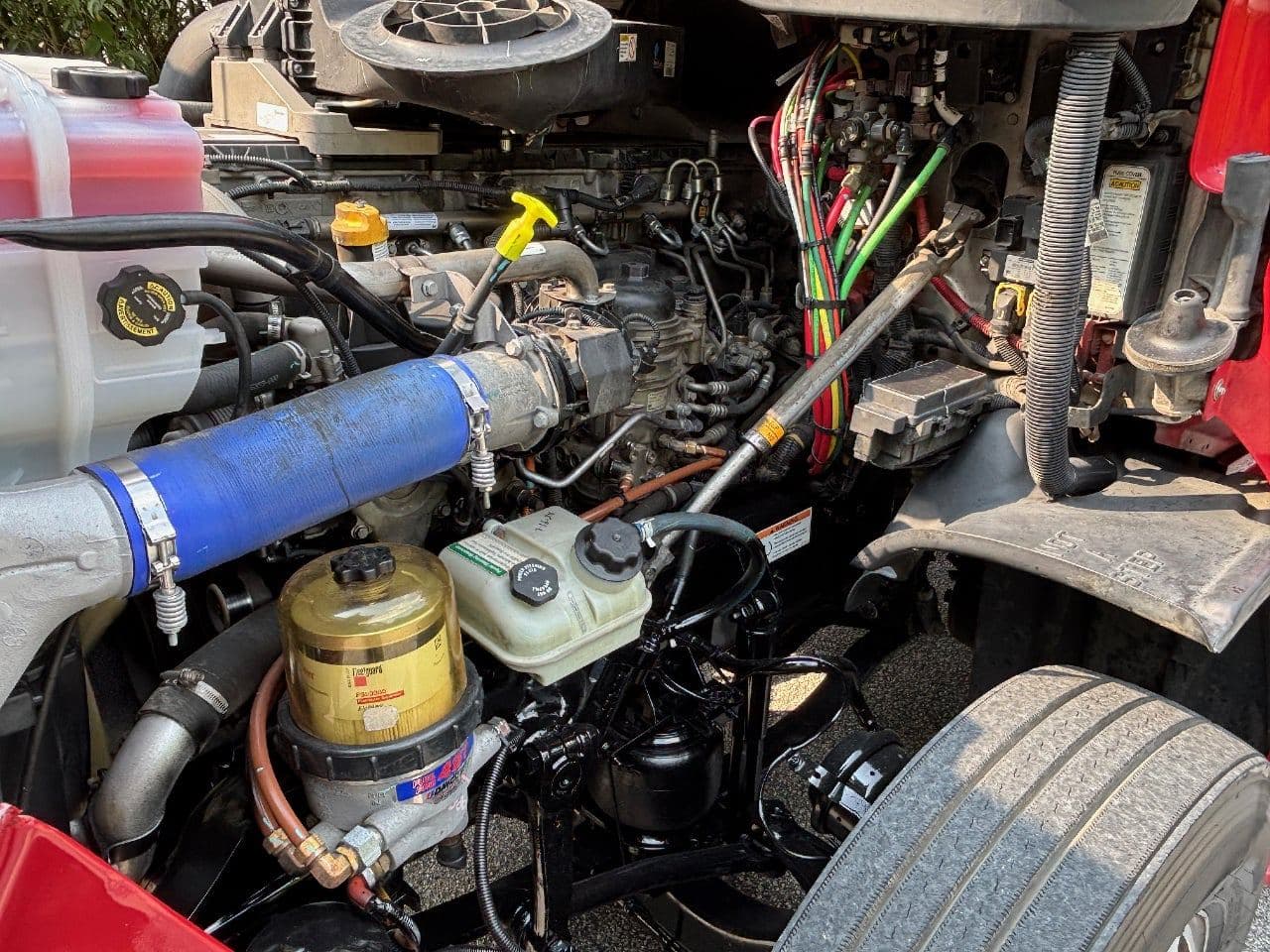 2020 Freightliner Cascadia 125 image 12