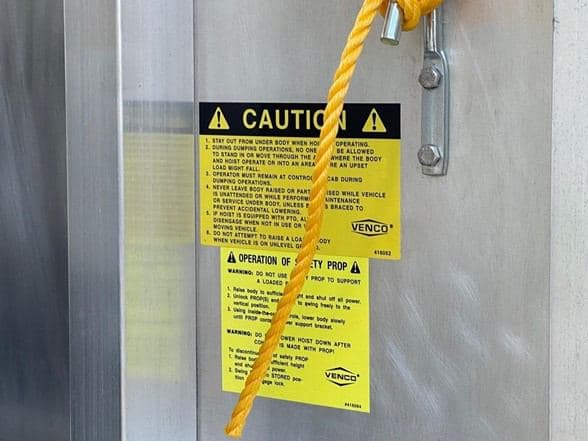 2024 Isuzu NRR image 9