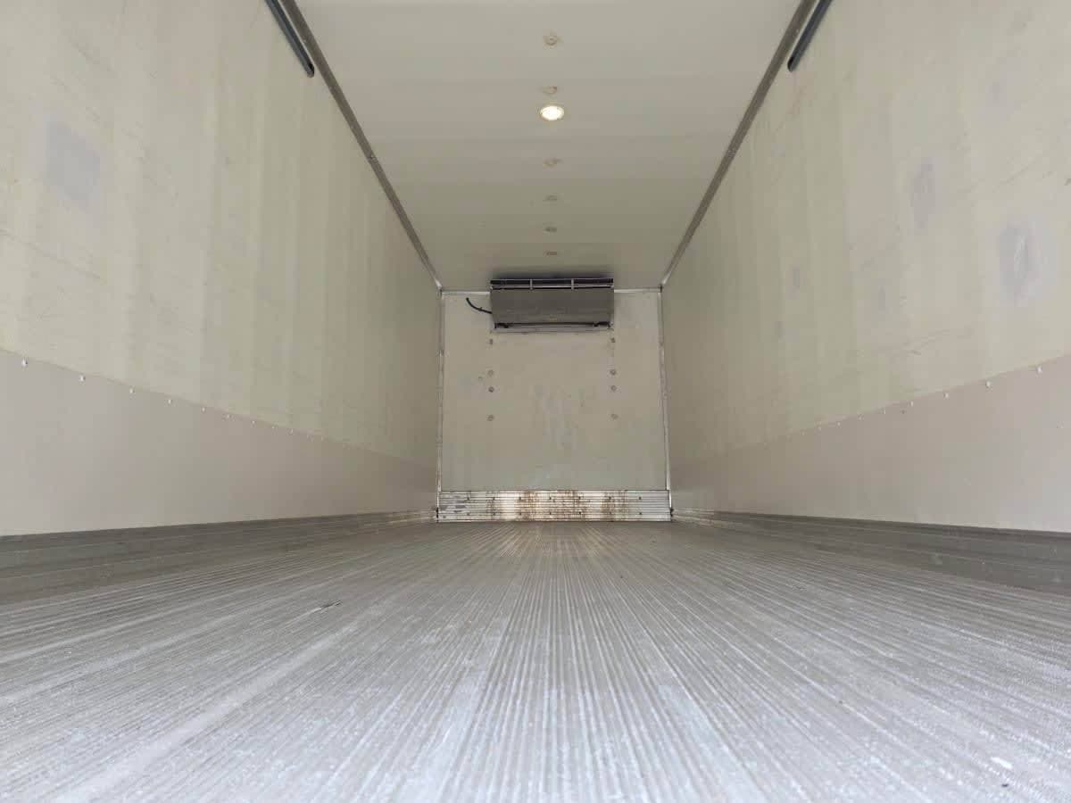 2020 Freightliner M2 image 8