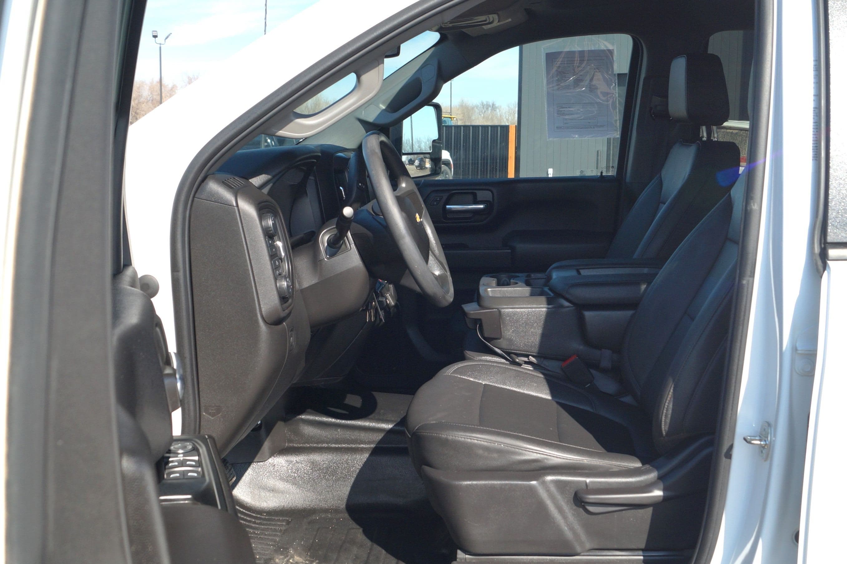 2023 Chevrolet Silverado 2500 WT - 8ft Flatbed - 4WD 6.6L V8 image 12